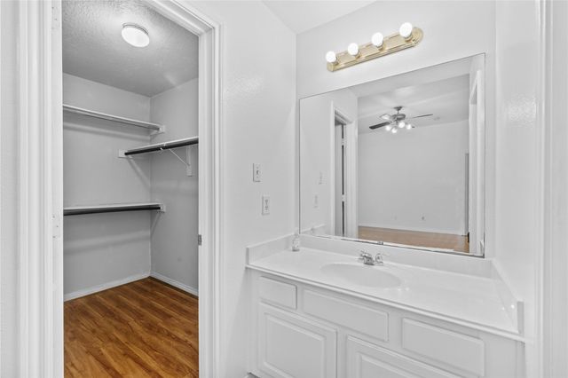 2106 Hawks Road, Missouri City, TX 77489