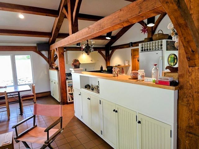 47 Harty Dr, Petersham, MA 01366