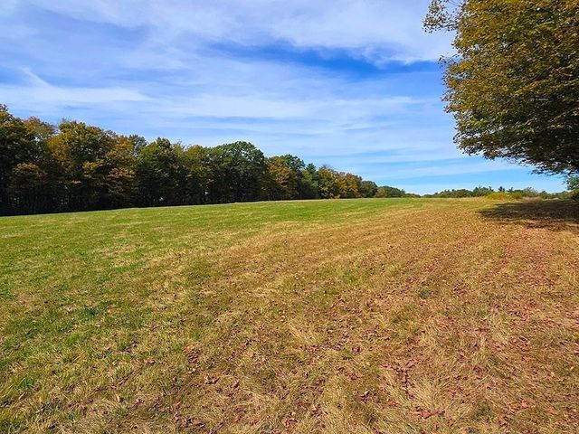 47 Harty Dr, Petersham, MA 01366