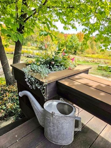 47 Harty Dr, Petersham, MA 01366