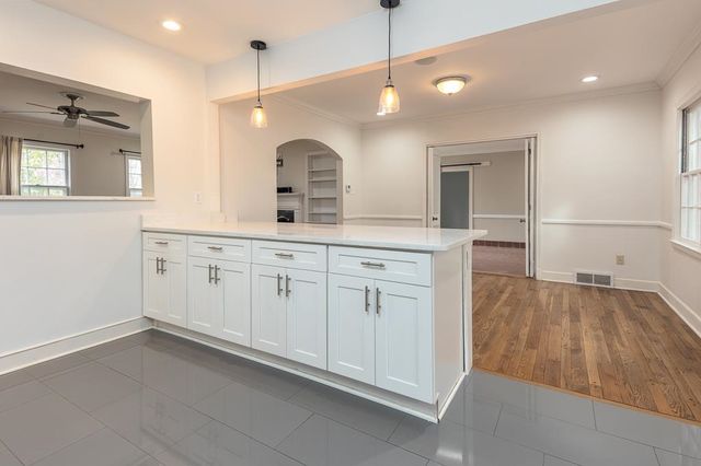 1204 E CRESTWOOD DR, Memphis, TN 38119