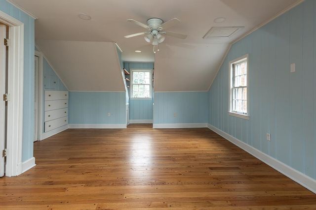 1204 E CRESTWOOD DR, Memphis, TN 38119