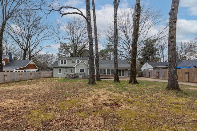 1204 E CRESTWOOD DR, Memphis, TN 38119