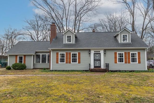 1204 E CRESTWOOD DR, Memphis, TN 38119