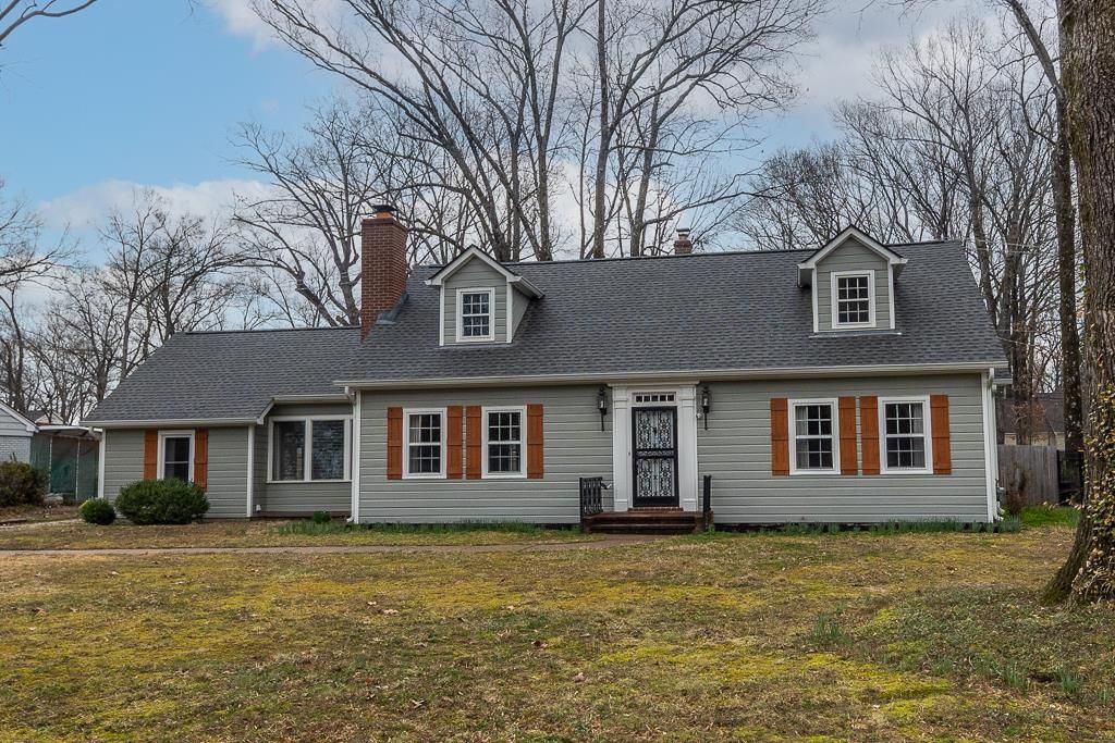 1204 E CRESTWOOD DR, Memphis, TN 38119