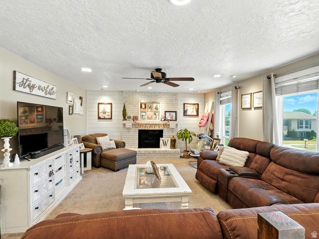 2802 W 4875 S, Roy, UT 84067