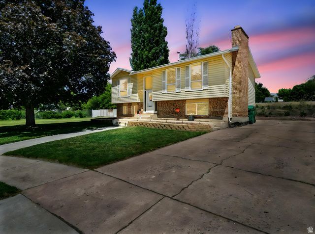 2802 W 4875 S, Roy, UT 84067