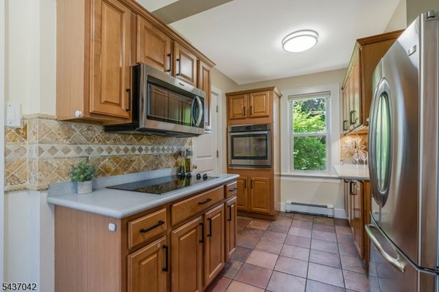 41 Washington Ave, Franklin Twp., NJ 08873