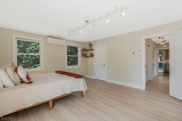 41 Washington Ave, Franklin Twp., NJ 08873