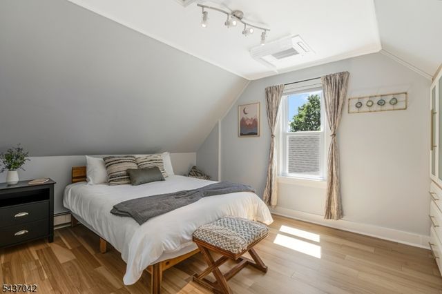 41 Washington Ave, Franklin Twp., NJ 08873