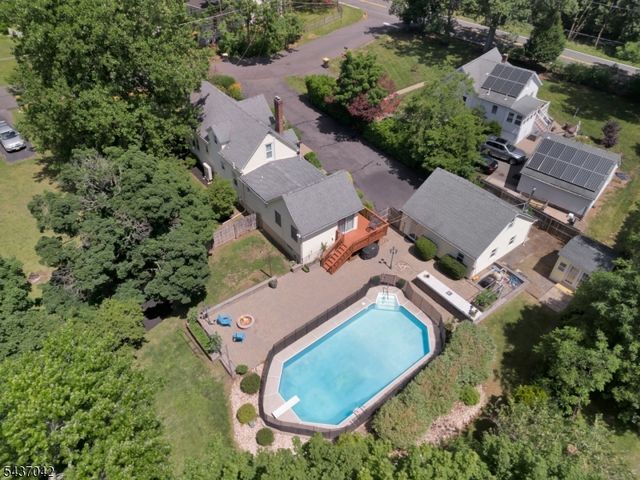 41 Washington Ave, Franklin Twp., NJ 08873