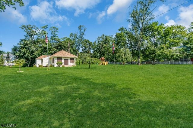 41 Washington Ave, Franklin Twp., NJ 08873