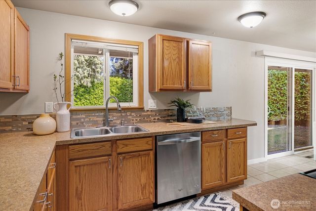 13110 111th Avenue NE, Kirkland, WA 98034