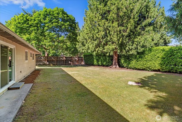 13110 111th Avenue NE, Kirkland, WA 98034