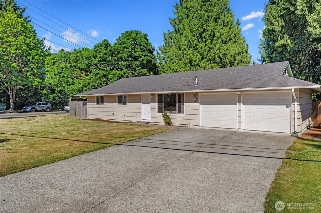 13110 111th Avenue NE, Kirkland, WA 98034