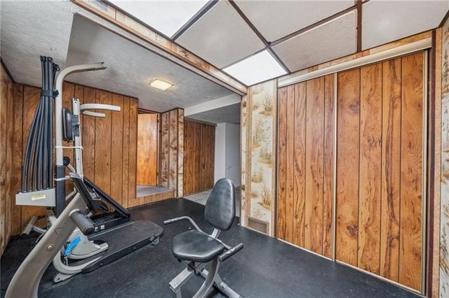 3003 Jersey St, Mckeesport, PA 15132