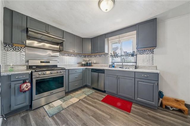 3003 Jersey St, Mckeesport, PA 15132
