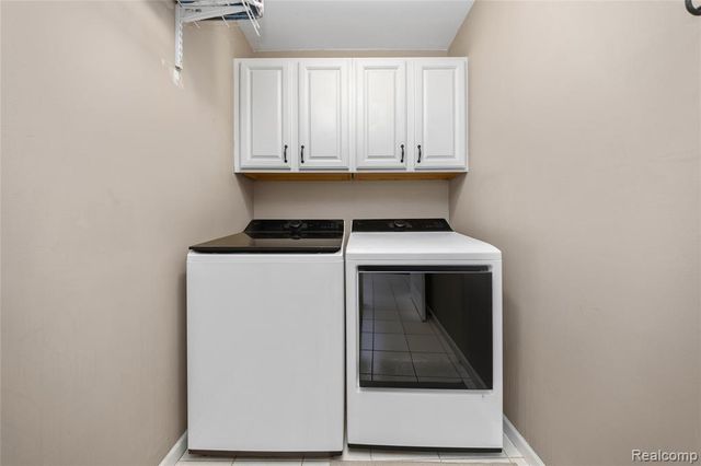 1501 Miller Road, Lake Orion, MI 48362