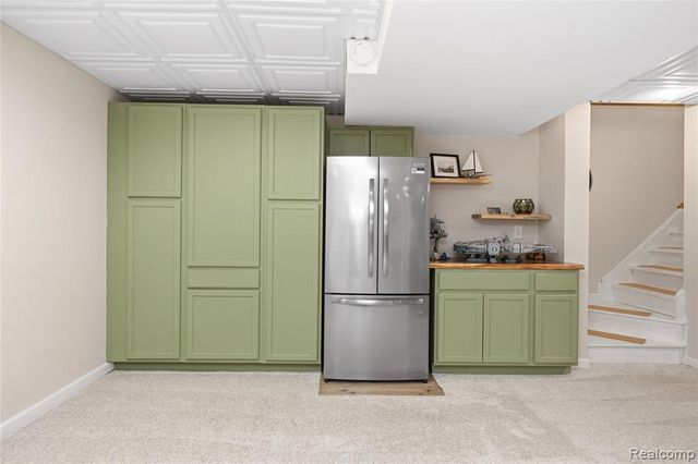 1501 Miller Road, Lake Orion, MI 48362