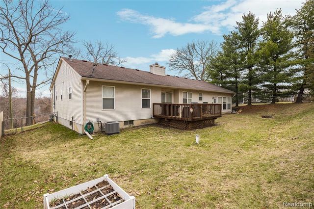 1501 Miller Road, Lake Orion, MI 48362