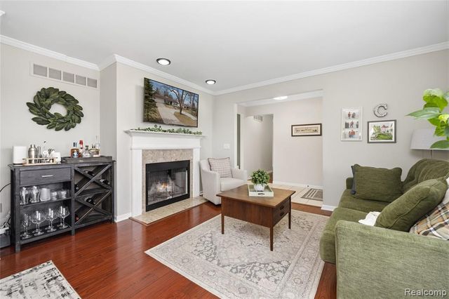 1501 Miller Road, Lake Orion, MI 48362