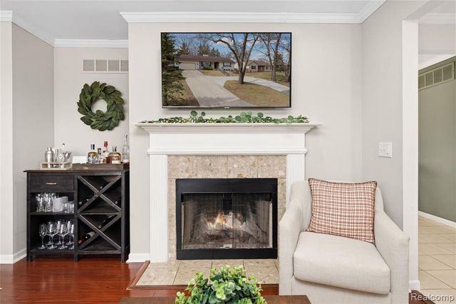 1501 Miller Road, Lake Orion, MI 48362