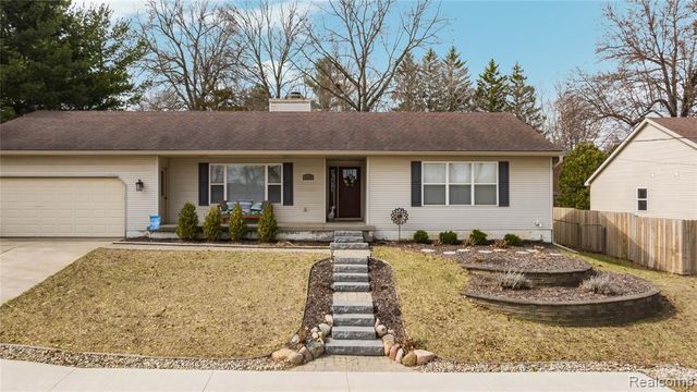 1501 Miller Road, Lake Orion, MI 48362