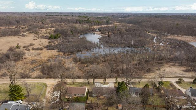 1501 Miller Road, Lake Orion, MI 48362