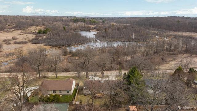 1501 Miller Road, Lake Orion, MI 48362