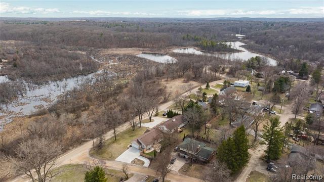 1501 Miller Road, Lake Orion, MI 48362