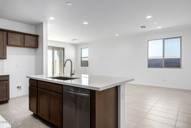 46865 W Crescent Moon Drive, Maricopa, AZ 85139