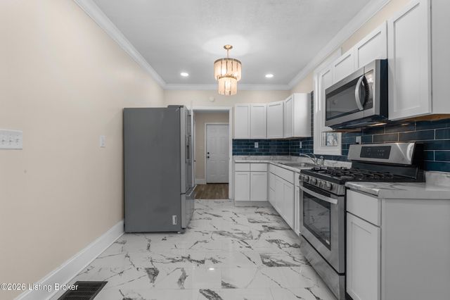2205 Bolling Ave, Louisville, KY 40210