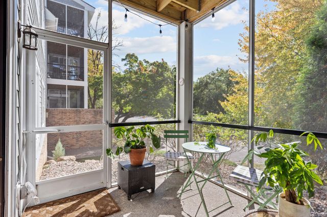 3030 Saint Albans Mill Road 115, Minnetonka, MN 55305