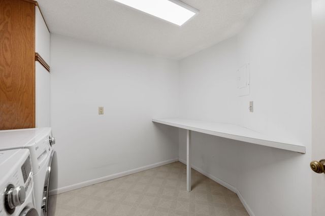 3030 Saint Albans Mill Road 115, Minnetonka, MN 55305