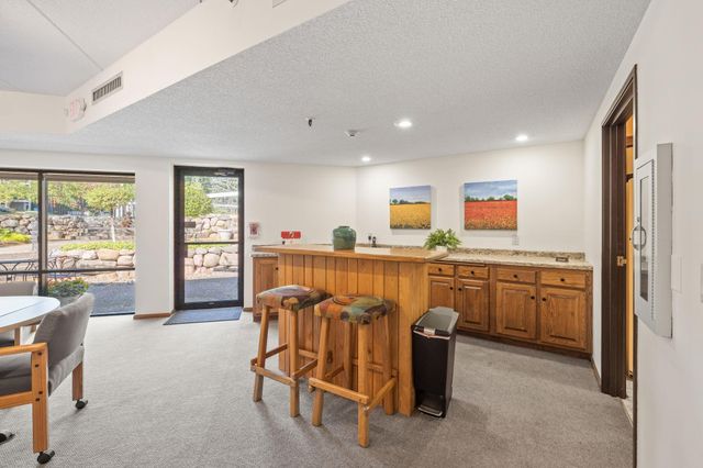 3030 Saint Albans Mill Road 115, Minnetonka, MN 55305