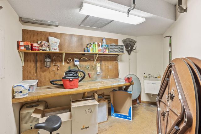 3030 Saint Albans Mill Road 115, Minnetonka, MN 55305