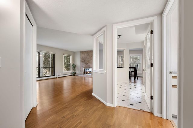 3030 Saint Albans Mill Road 115, Minnetonka, MN 55305