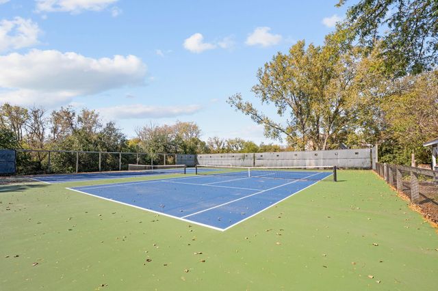 3030 Saint Albans Mill Road 115, Minnetonka, MN 55305