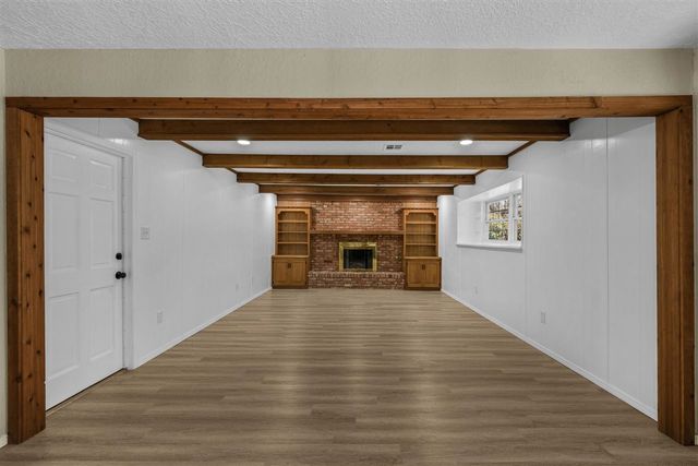 9 NW 60Th St, Lawton, OK 73505