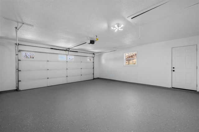 9 NW 60Th St, Lawton, OK 73505