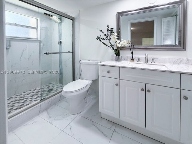 801 SW 133rd Ter 118K, Pembroke Pines, FL 33027