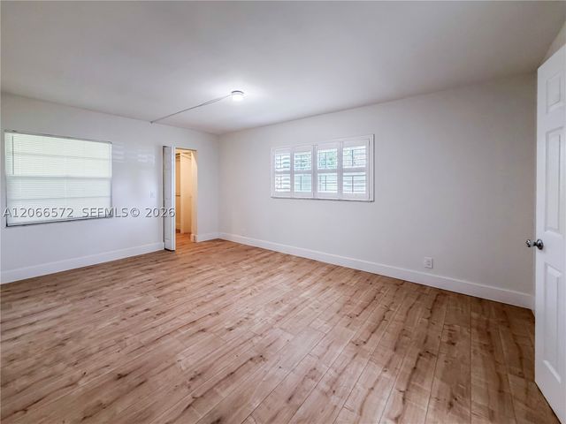 801 SW 133rd Ter 118K, Pembroke Pines, FL 33027