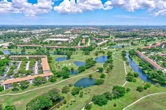 801 SW 133rd Ter 118K, Pembroke Pines, FL 33027