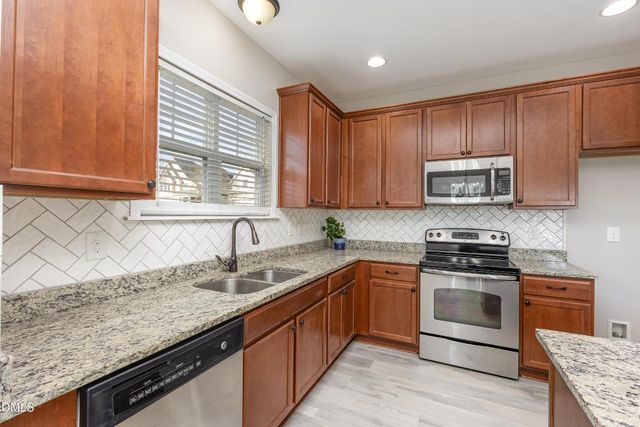 240 E Quailwood Drive, Fuquay Varina, NC 27526