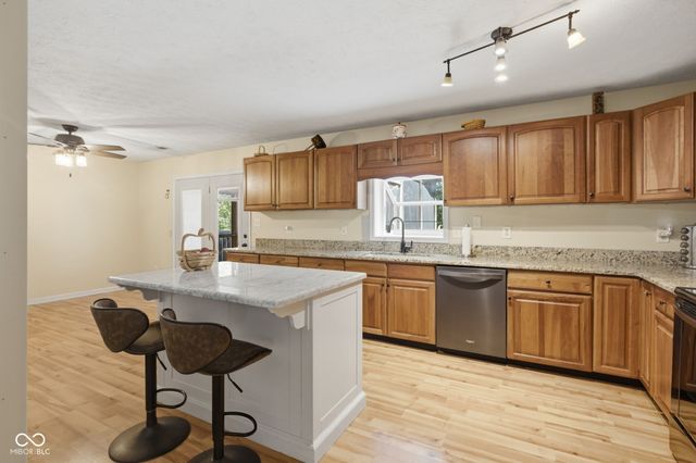 1803 Ernest Court, Indianapolis, IN 46234