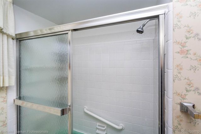 10169 Northway, Allen Park, MI 48101