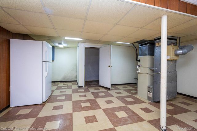 10169 Northway, Allen Park, MI 48101