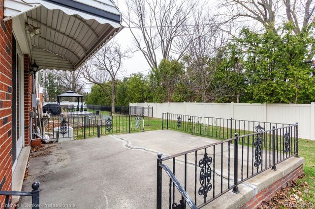 10169 Northway, Allen Park, MI 48101