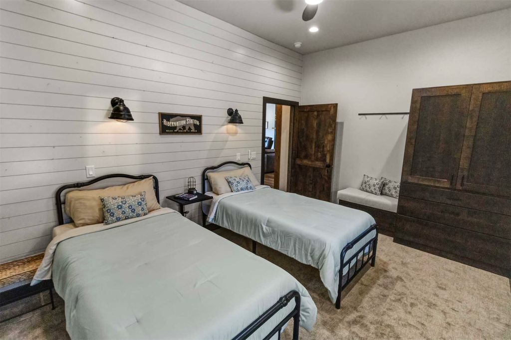 4915 W US Highway 12, Helena, MT 59601 photo 15