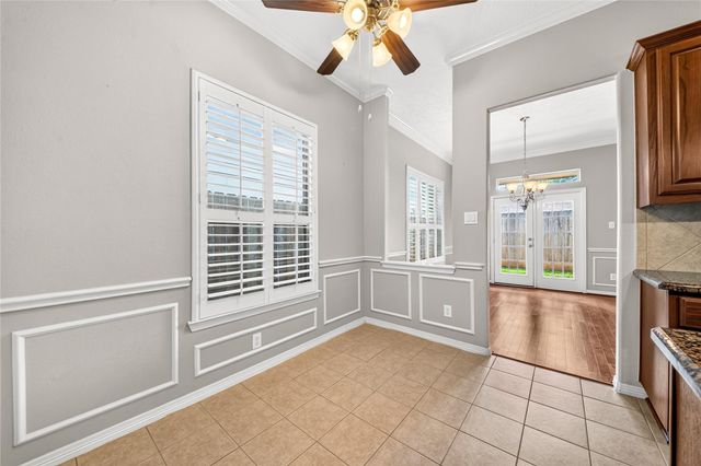 1470 Sherwood Park Circle, Houston, TX 77043